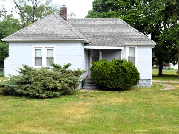 2139 Isabella Road S, Mt Pleasant, MI 48858
