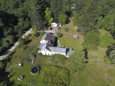 59 Squirrel Island Rd, Wareham, MA 02576