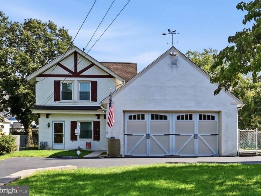35 E Turnbull Avenue, Havertown, PA 19083 Main Photo