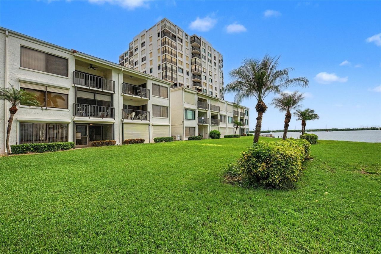 6287 Bahia Del Mar Circle, Unit 113, Saint Petersburg, FL 33715 Photo