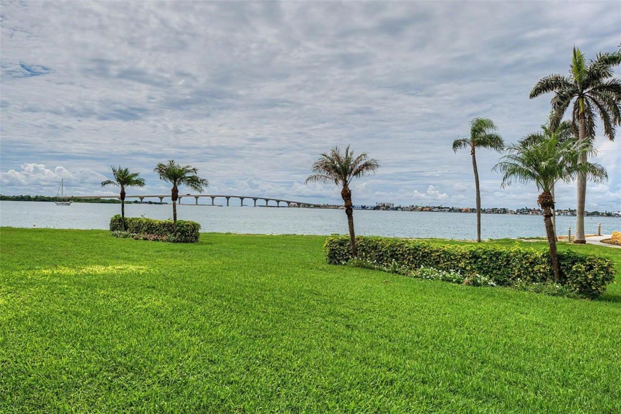 6287 Bahia Del Mar Circle, Unit 113, Saint Petersburg, FL 33715 Photo