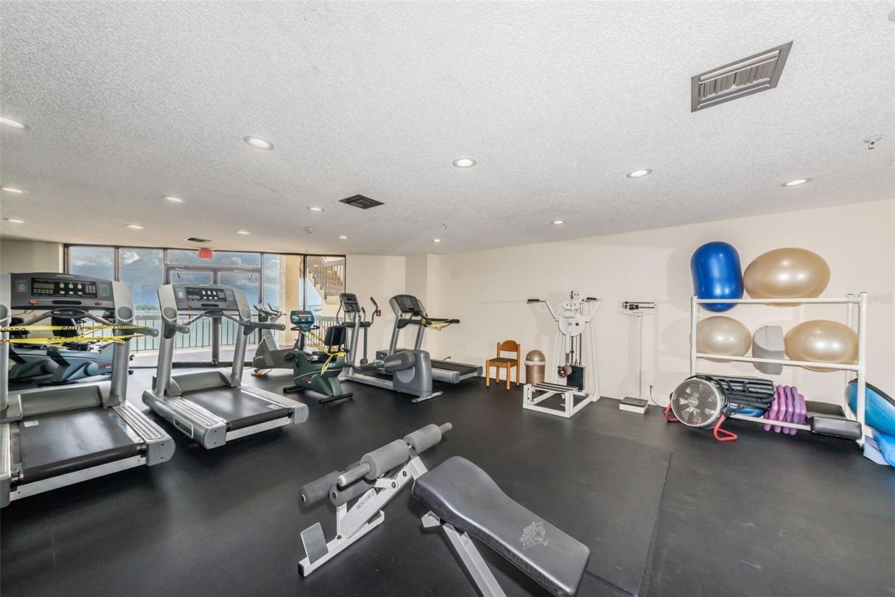 6287 Bahia Del Mar Circle, Unit 113, Saint Petersburg, FL 33715 Photo