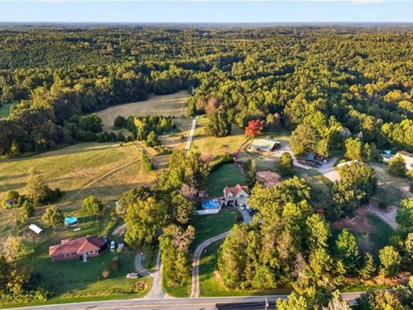 4419 Alamance Church Road, Liberty, NC 27298