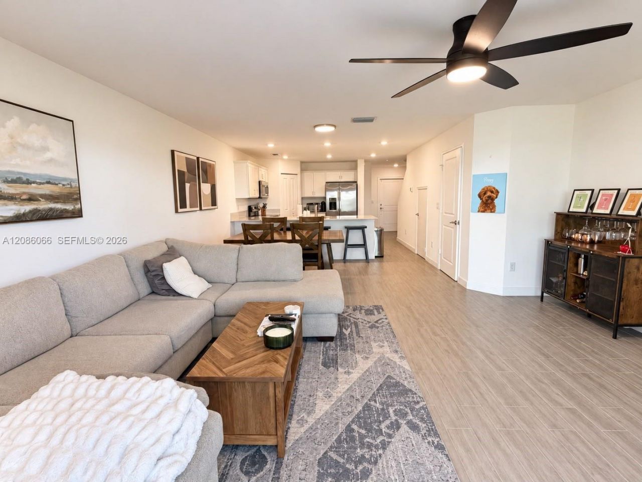 5013 Woods Edge Cir , Riviera Beach, FL 33410 Photo