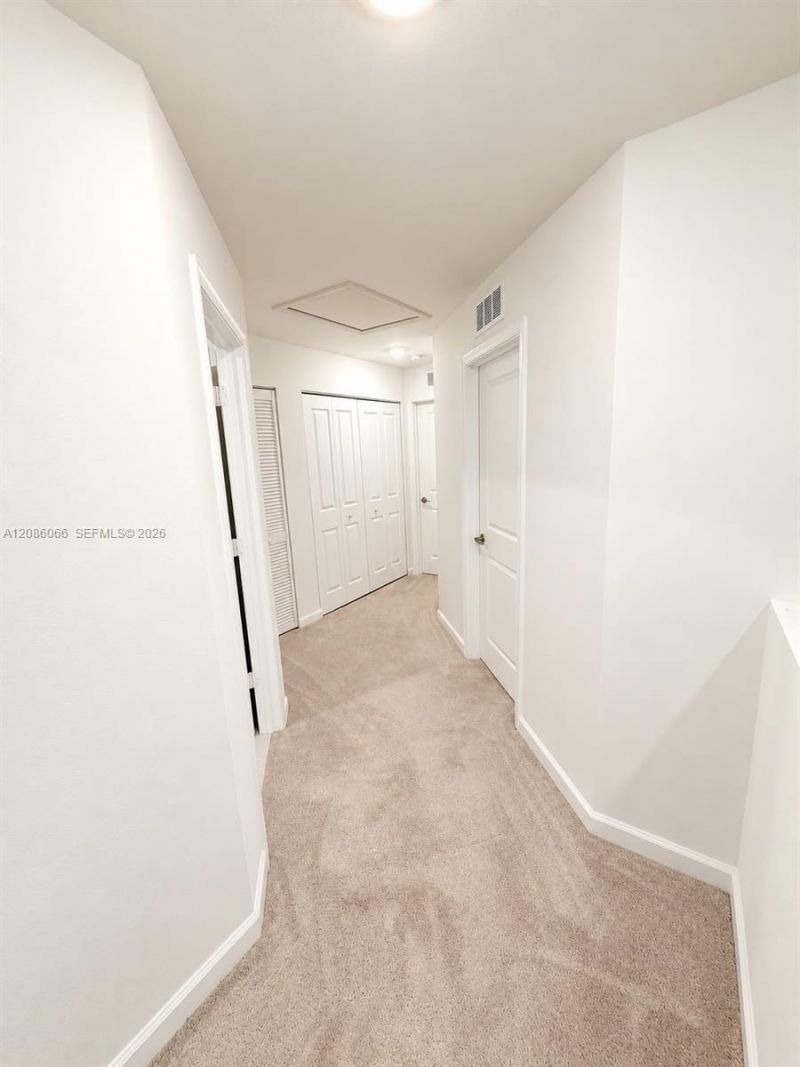 5013 Woods Edge Cir , Riviera Beach, FL 33410 Photo