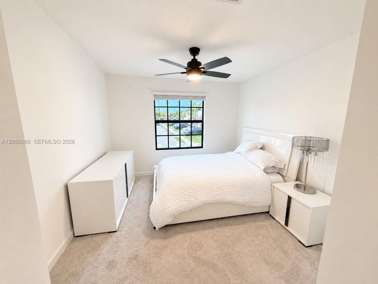 5013 Woods Edge Cir , Riviera Beach, FL 33410 Photo