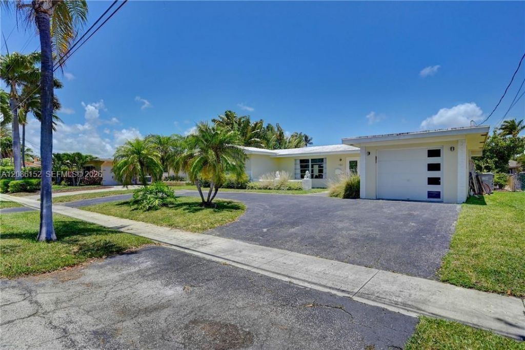151 SE 9th Ct, Pompano Beach, FL 33060 Photo