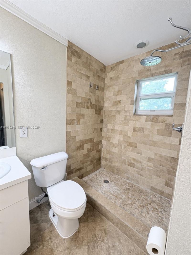 2297 NW 171st Ter, Pembroke Pines, FL 33028 Photo