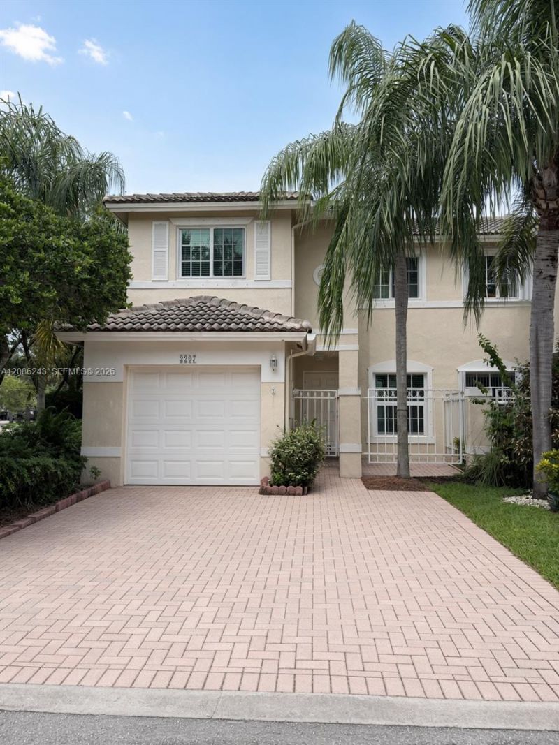 2297 NW 171st Ter, Pembroke Pines, FL 33028 Photo