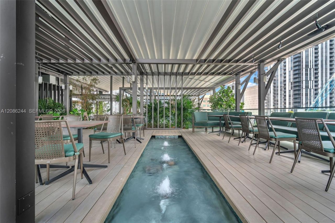 159 NE 6th St, Unit 2704, Miami, FL 33132 Photo