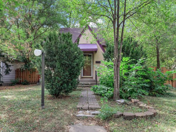 5447 Bryant Avenue N, Brooklyn Center, MN 55430