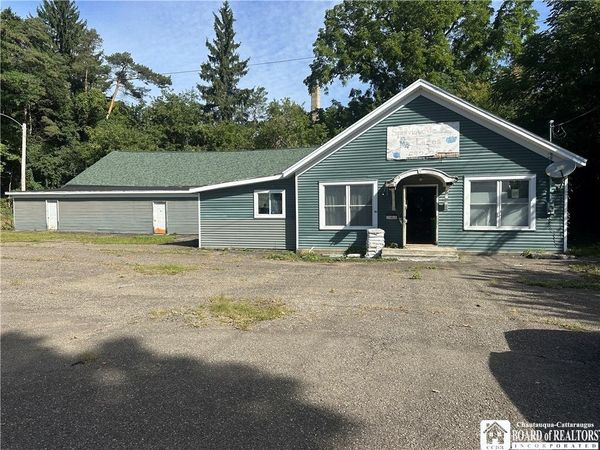 53 W Main Street , Springville, NY 14141