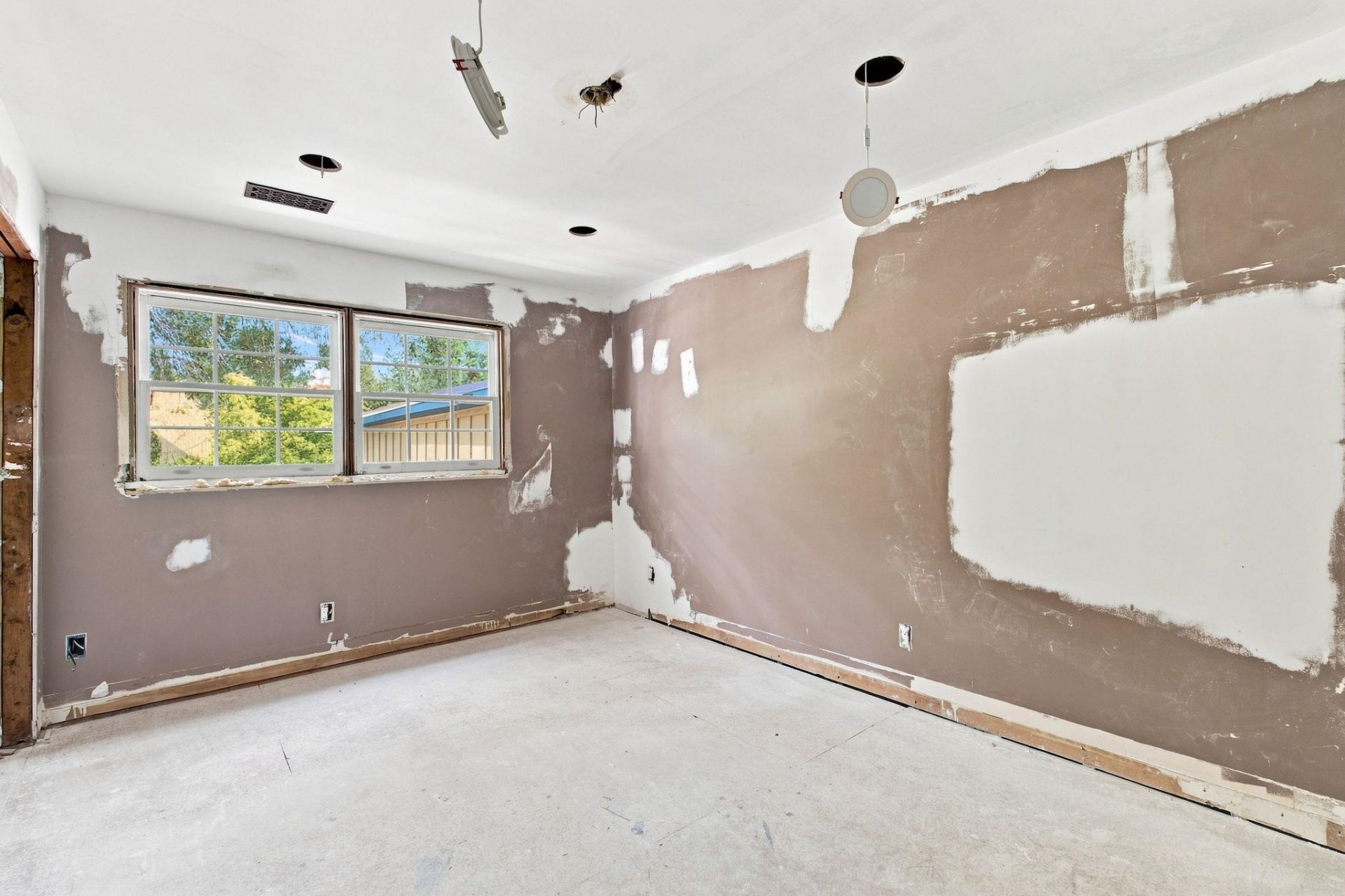 462 Lakeshore Dr. Photo 17