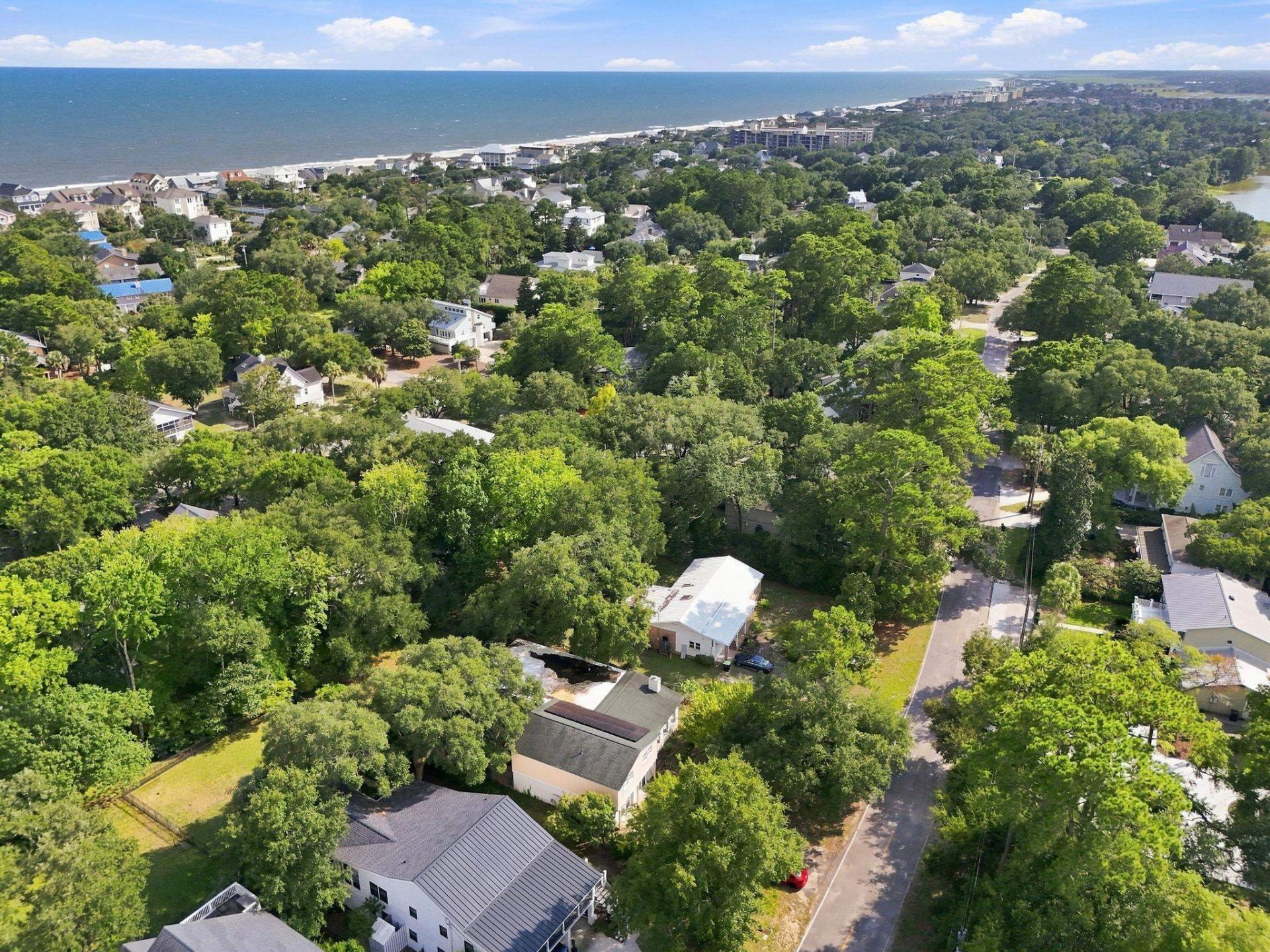 462 Lakeshore Dr. Photo 41