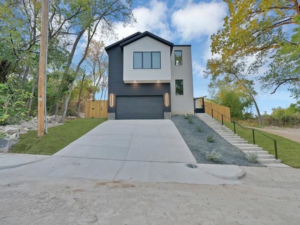 1415 Fayette Street , Dallas, TX 75203