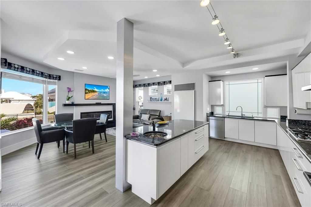 375 Germain Ave, Naples, FL 34108 Photo