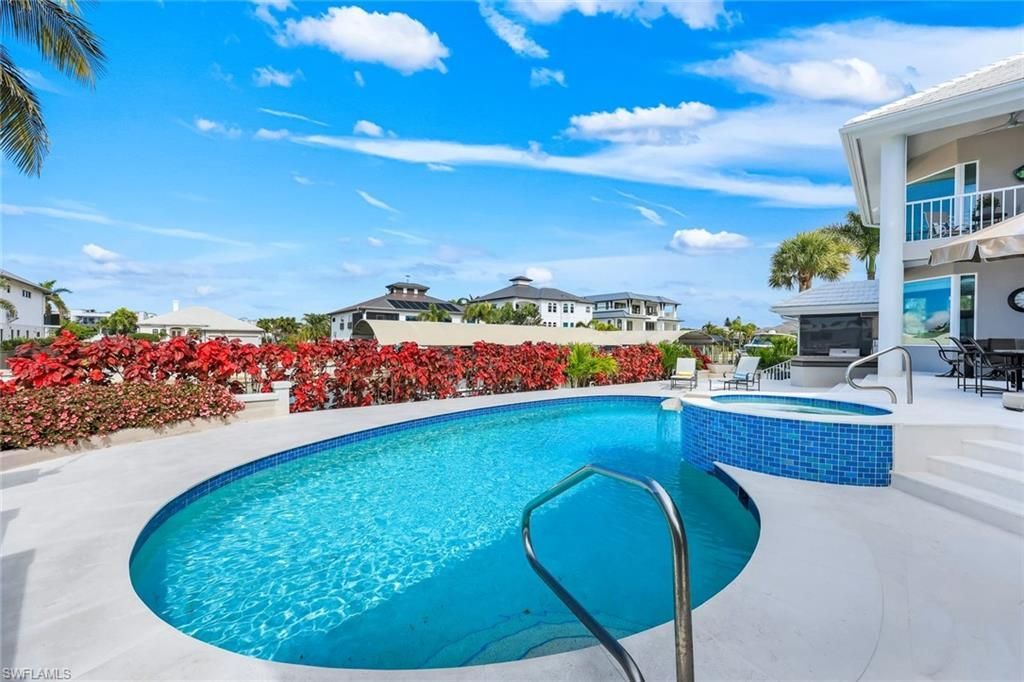 375 Germain Ave, Naples, FL 34108 Photo