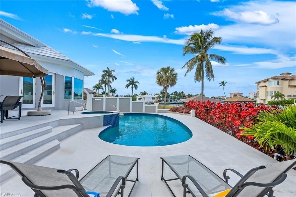375 Germain Ave, Naples, FL 34108 Photo
