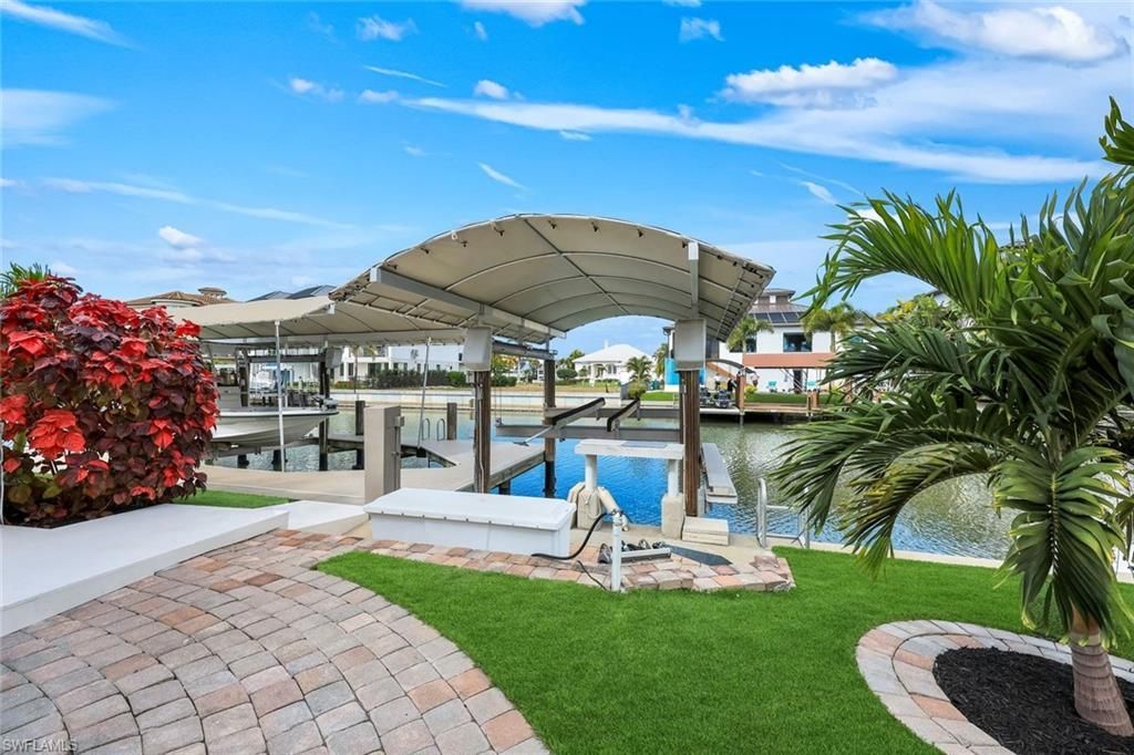 375 Germain Ave, Naples, FL 34108 Photo