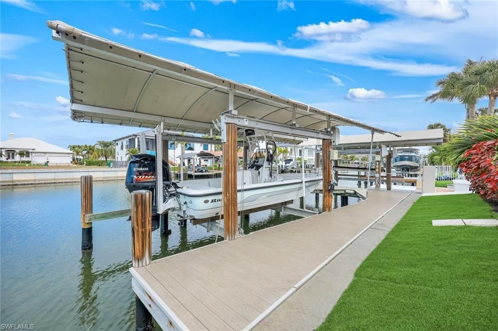 375 Germain Ave, Naples, FL 34108 Photo