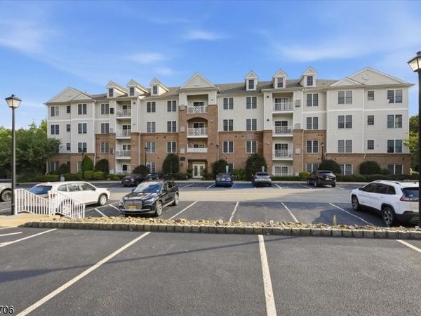 2307 Ramapo Ct, Riverdale, NJ 07457