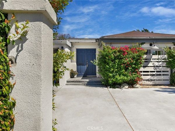 5546 Strohm, North Hollywood, CA 91601