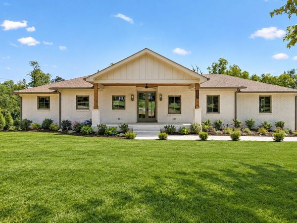 5057 Marc Dr, Nashville, TN 37211