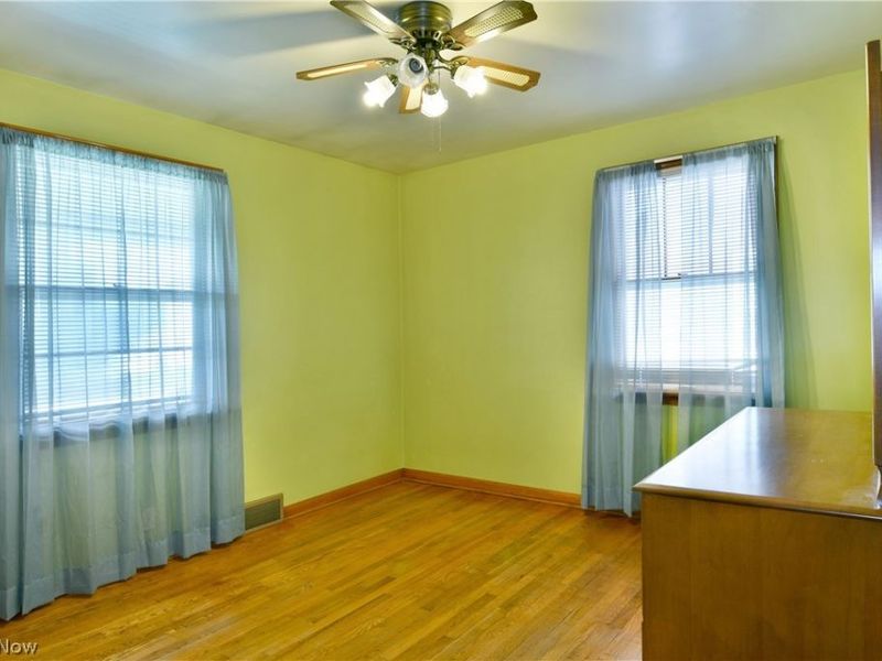 1053 Washington Avenue, Girard, OH 44420 Photo 19