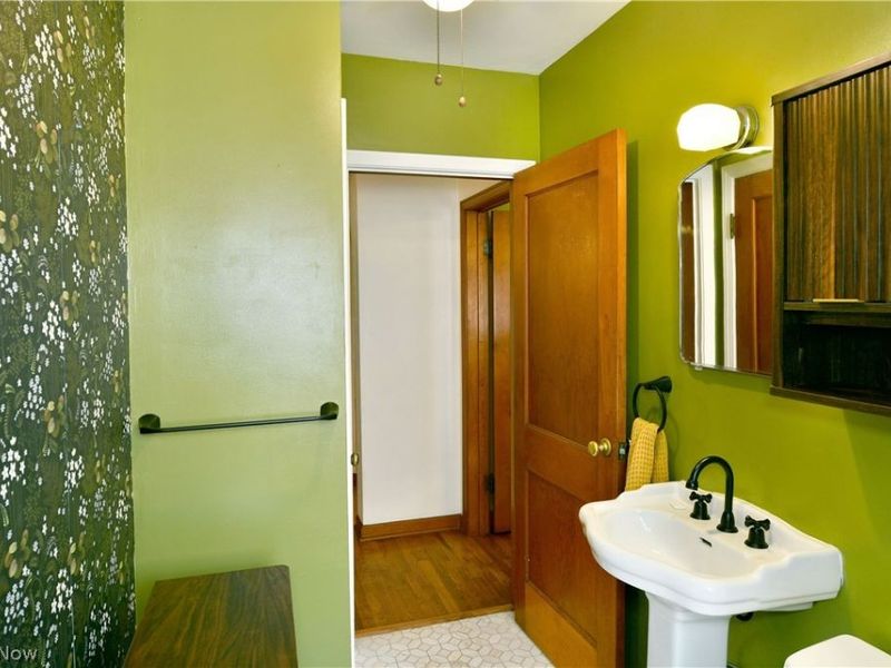 1053 Washington Avenue, Girard, OH 44420 Photo 24