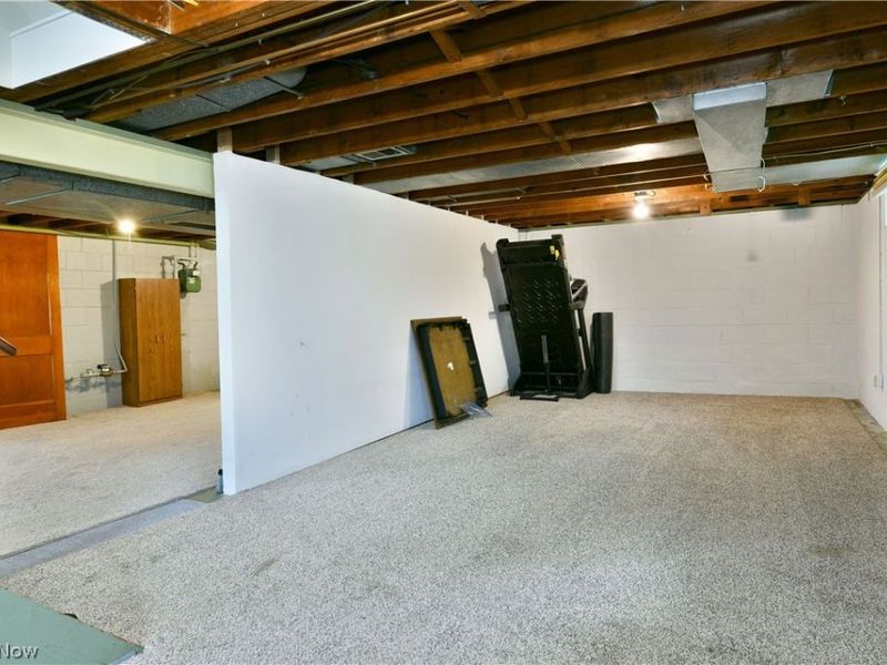 1053 Washington Avenue, Girard, OH 44420 Photo 35