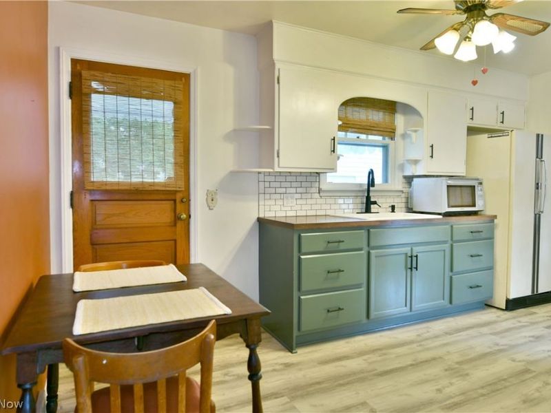 1053 Washington Avenue, Girard, OH 44420 Photo 8