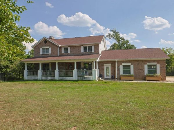 2113 Beech Cove, Ohio Twp, OH 45157