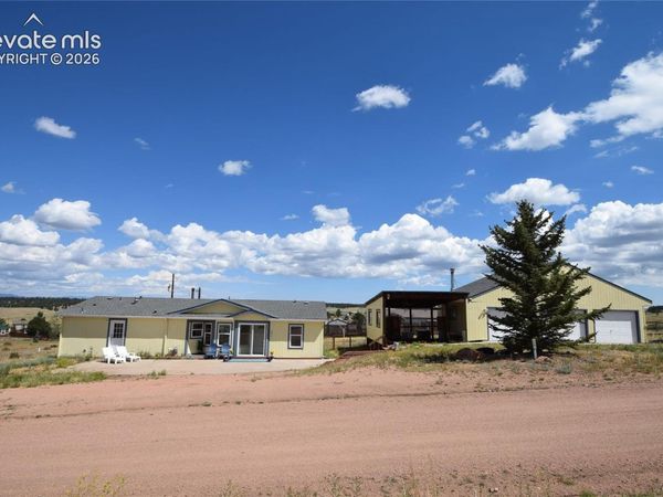 877 Maid Marian Drive, Divide, CO 80814