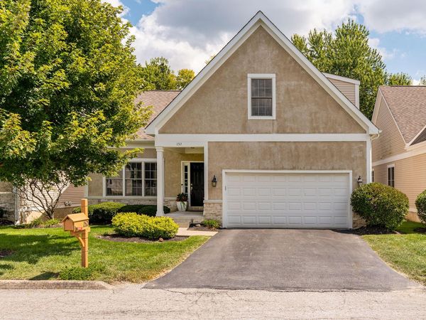 152 Creekside Green Drive, Unit 15, Gahanna, OH 43230