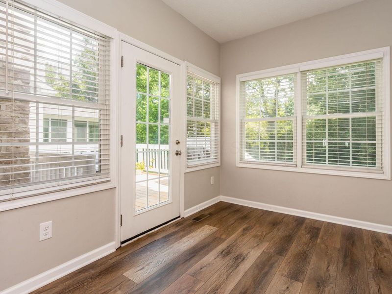 152 Creekside Green Drive, Unit 15, Gahanna, OH 43230 Photo 12