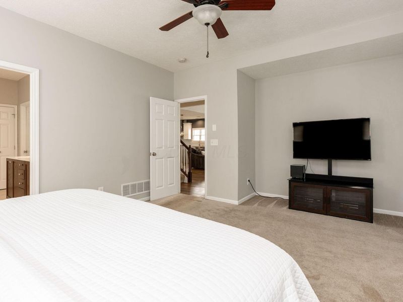 152 Creekside Green Drive, Unit 15, Gahanna, OH 43230 Photo 17
