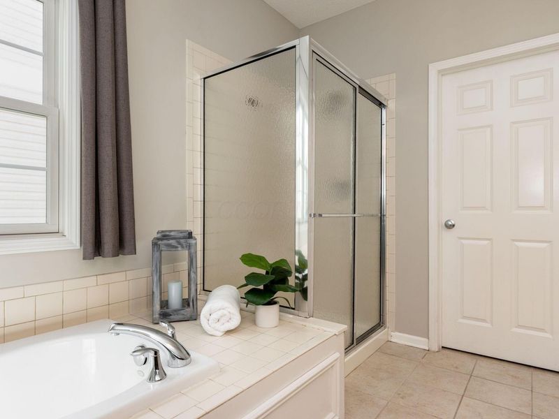 152 Creekside Green Drive, Unit 15, Gahanna, OH 43230 Photo 19