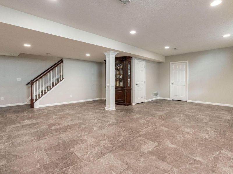 152 Creekside Green Drive, Unit 15, Gahanna, OH 43230 Photo 30