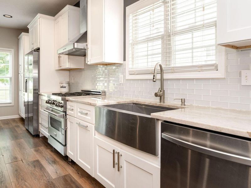 152 Creekside Green Drive, Unit 15, Gahanna, OH 43230 Photo 6