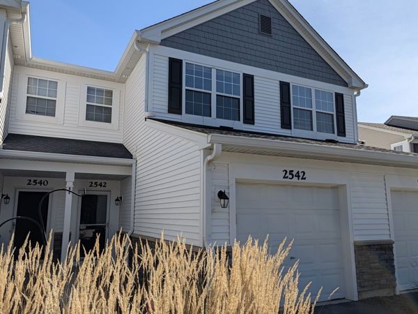 2542 Golf Ridge Circle , Unit 2542, Naperville, IL 60563