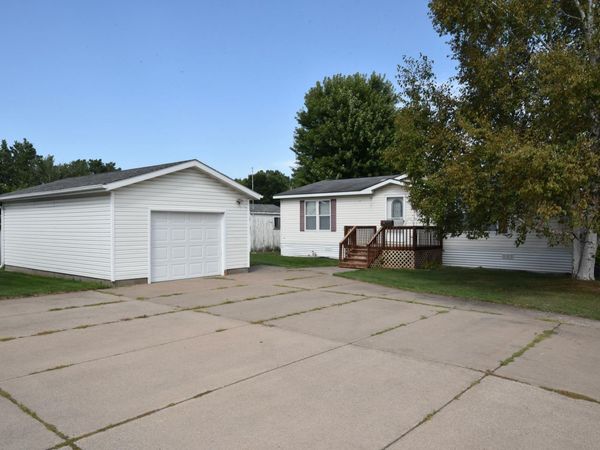 708 1st Street E, Milaca, MN 56353