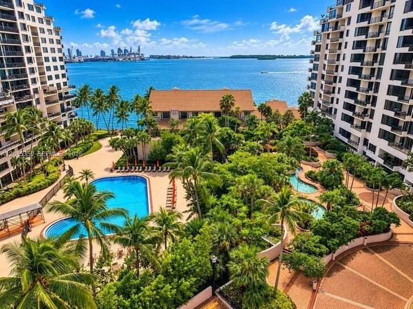 540 Brickell Key Dr, Unit 1603, Miami, FL 33131
