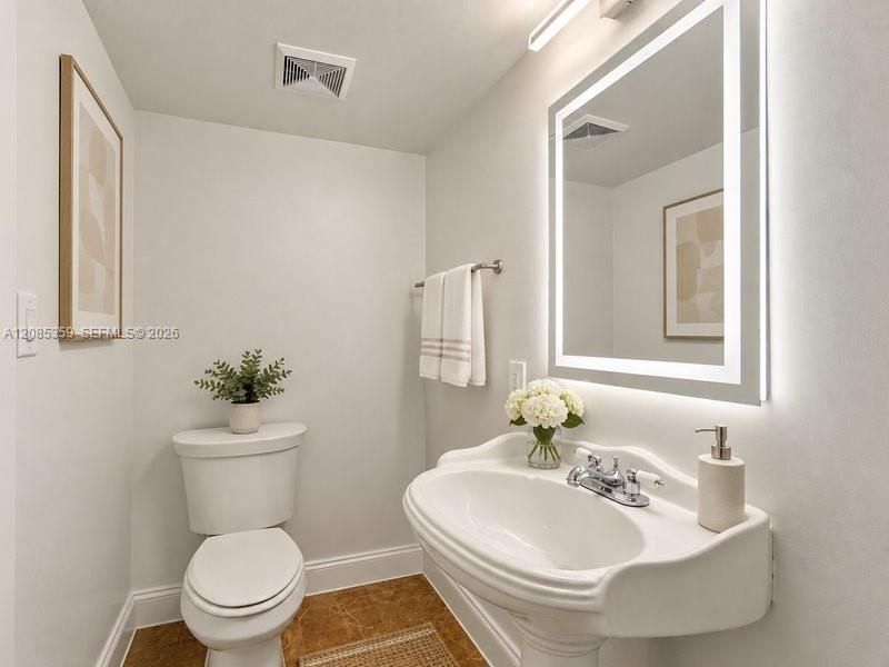 540 Brickell Key Dr, Unit 1603, Miami, FL 33131 Photo