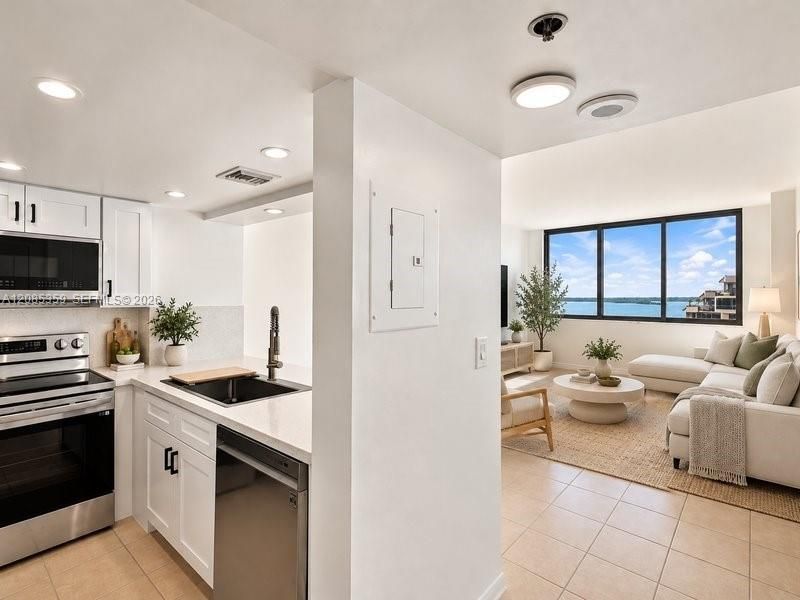 540 Brickell Key Dr, Unit 1603, Miami, FL 33131 Photo