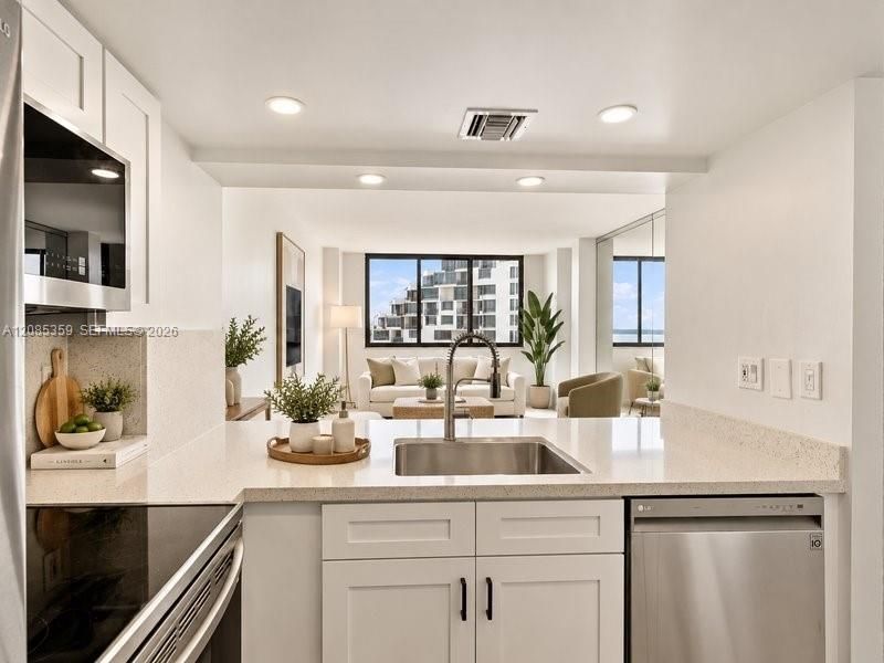 540 Brickell Key Dr, Unit 1603, Miami, FL 33131 Photo