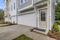 150 Fernbank Road photo 4