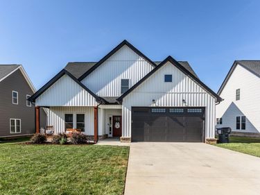 1106 Brewington Drive, Forest, VA 24551
