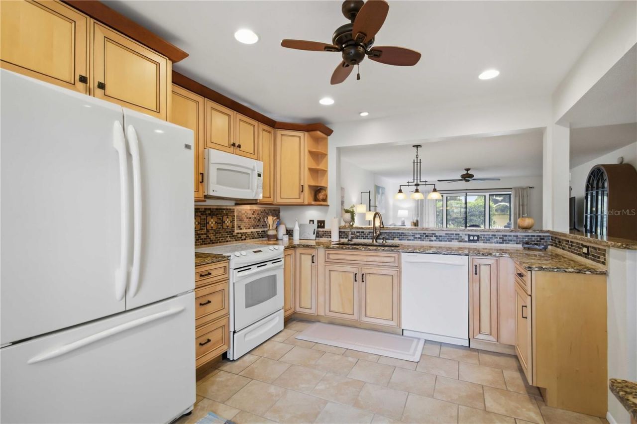 503 Spring Lakes Boulevard, Unit 503, Bradenton, FL 34210 Photo