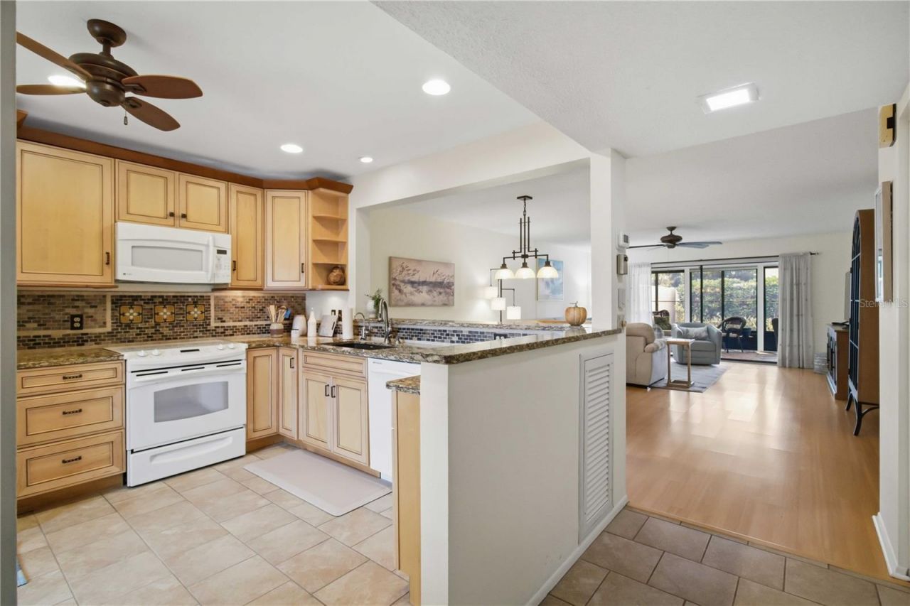 503 Spring Lakes Boulevard, Unit 503, Bradenton, FL 34210 Photo