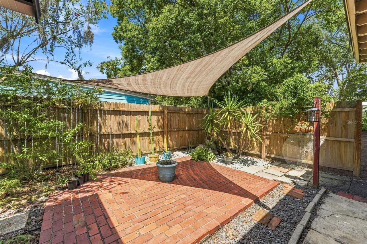 809 E River Drive, Temple Terrace, FL 33617 Photo